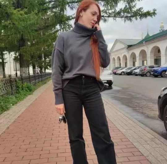 Damen Modischer Rollkragenpullover aus weichem Material EB