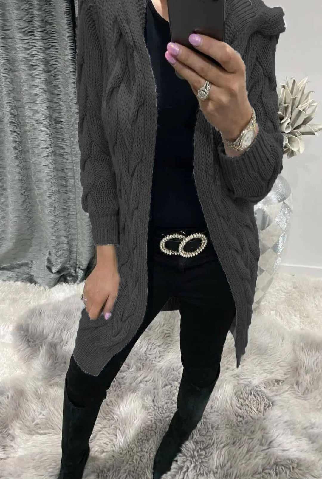Damen Lange Strickjacke mit hochwertigem Zopfmuster und lässigem Schnitt EB