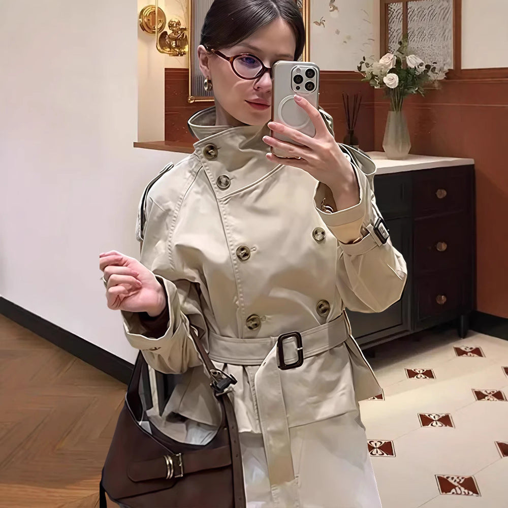 Damen Trenchcoat mit taillierter Silhouette und doppelter Knopfleiste EB