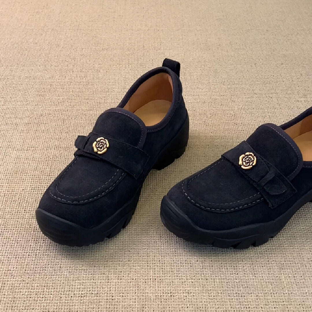 Damen Komfortable Mokassins mit elegantem Blütenakzent EB