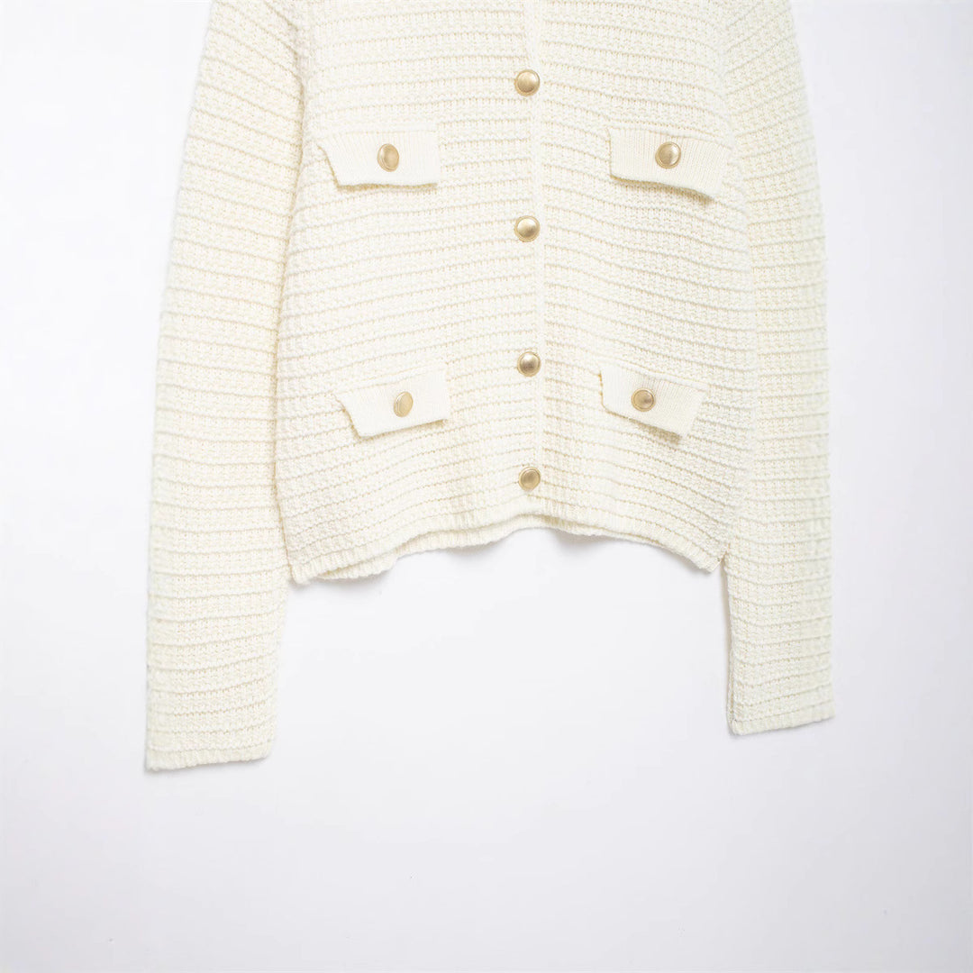 Damen Kurze Strickjacke mit Knopfdetails und aufgesetzten Taschen EB