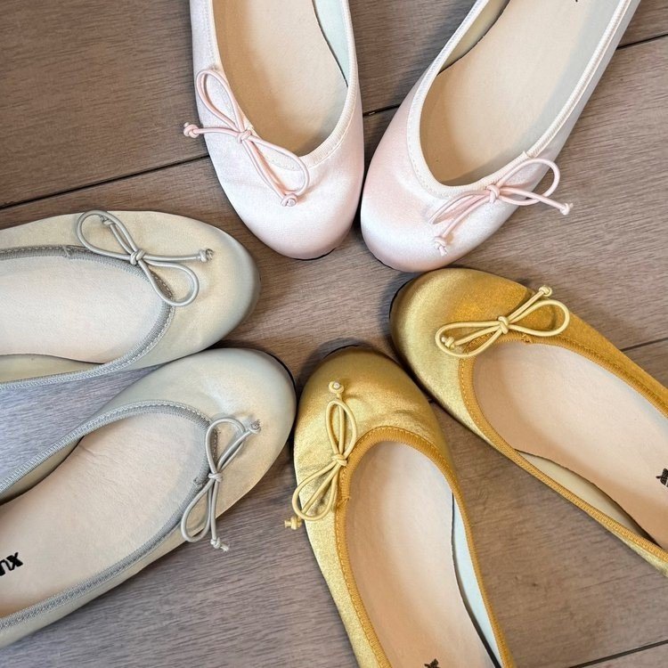 Damen Ballerinas aus satinierter Struktur mit dekorativem Schleifendetail EB
