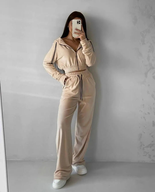 Damen Samt-Loungewear-Set mit Cropped Zip-Kapuzenjacke und weiter Palazzohose EB