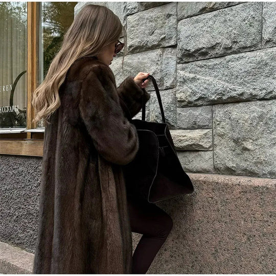 Damen Luxuriöser Kunstfellmantel mit weitem Schnitt und eleganten Details EB
