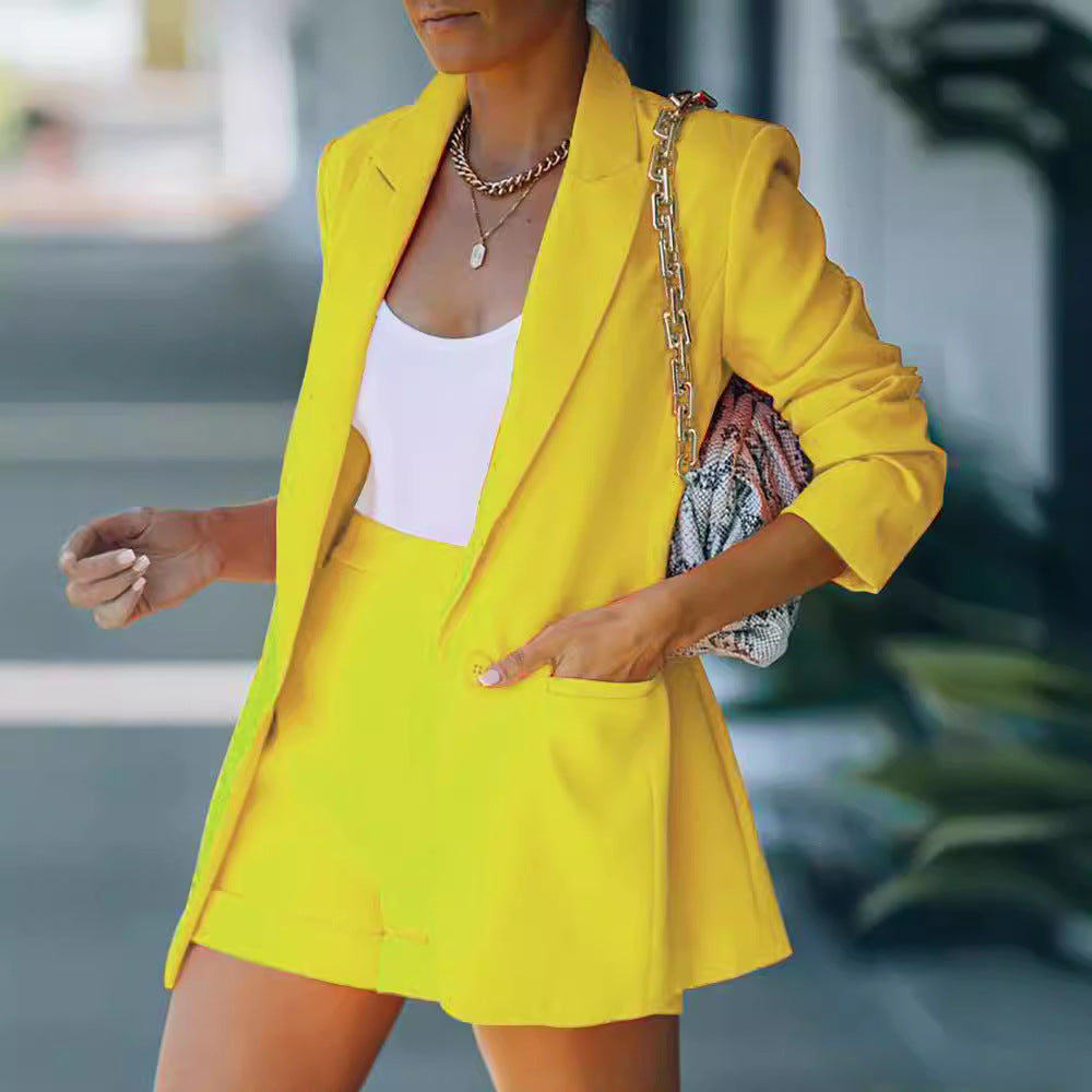 Damen nan figurbetontes Longblazer- und High-Waist-Shorts-Set mit überschnittenen Schultern und aufgesetzten Taschen EB