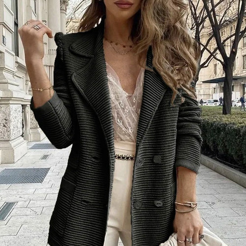 Damen Schnittiger Strickblazer EB
