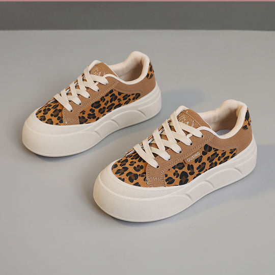 Damen Sneaker mit animalischem Muster und bequemer Sohle EB