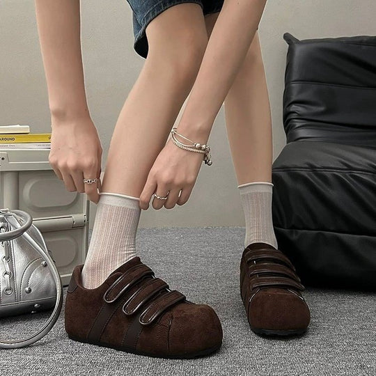 Damen Clogs mit praktischem Klettverschluss und weichem Wildlederobermaterial EB