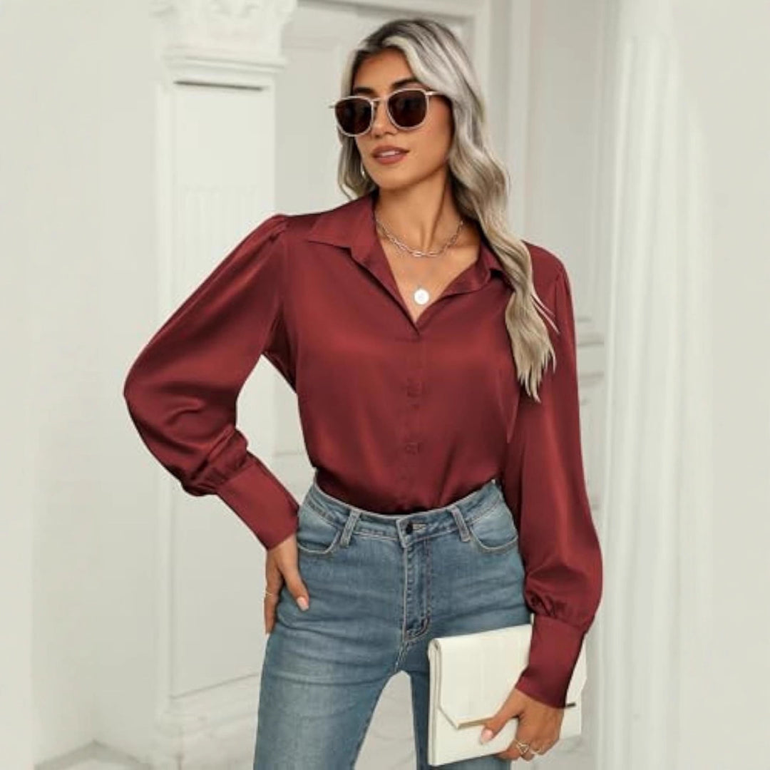 Damen Seidenoptik-Bluse mit Hemdkragen, verdeckter Knopfleiste und langen Manschetten EB