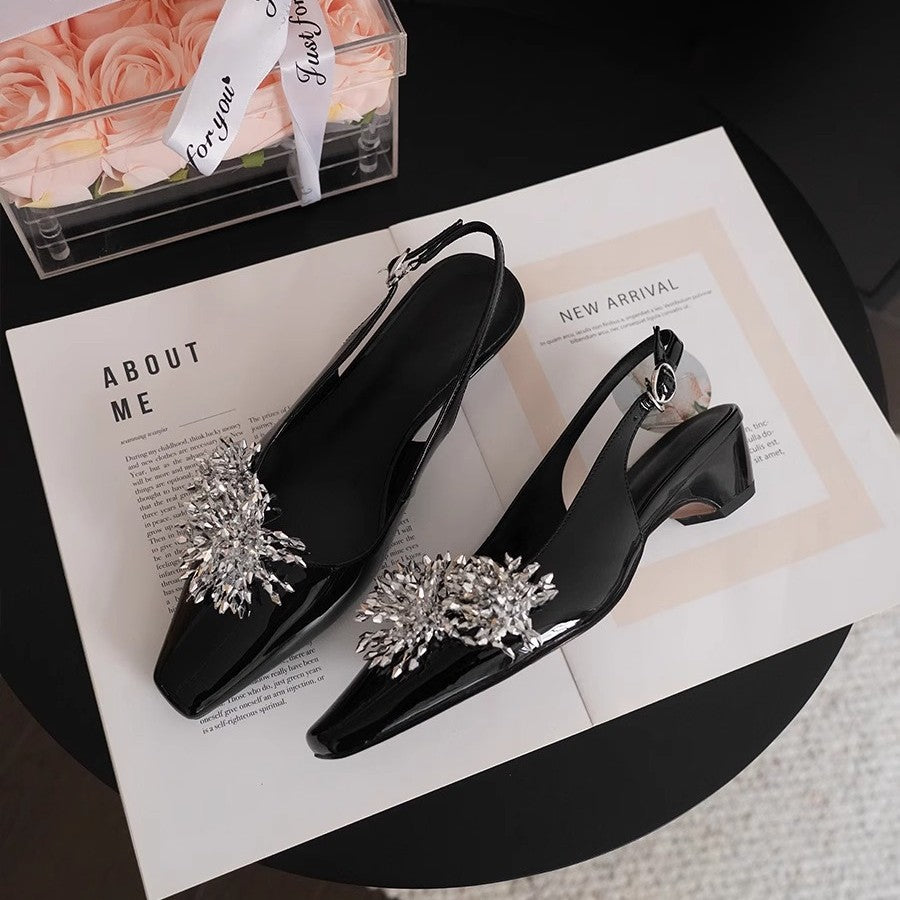 Damen Slingback-Pumps mit funkelnden Metallapplikationen und elegantem Design EB