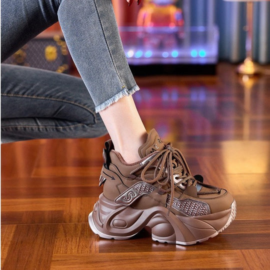 Damen Sportliche Chunky Sneakers mit modischem Profil und atmungsaktiver Konstruktion EB