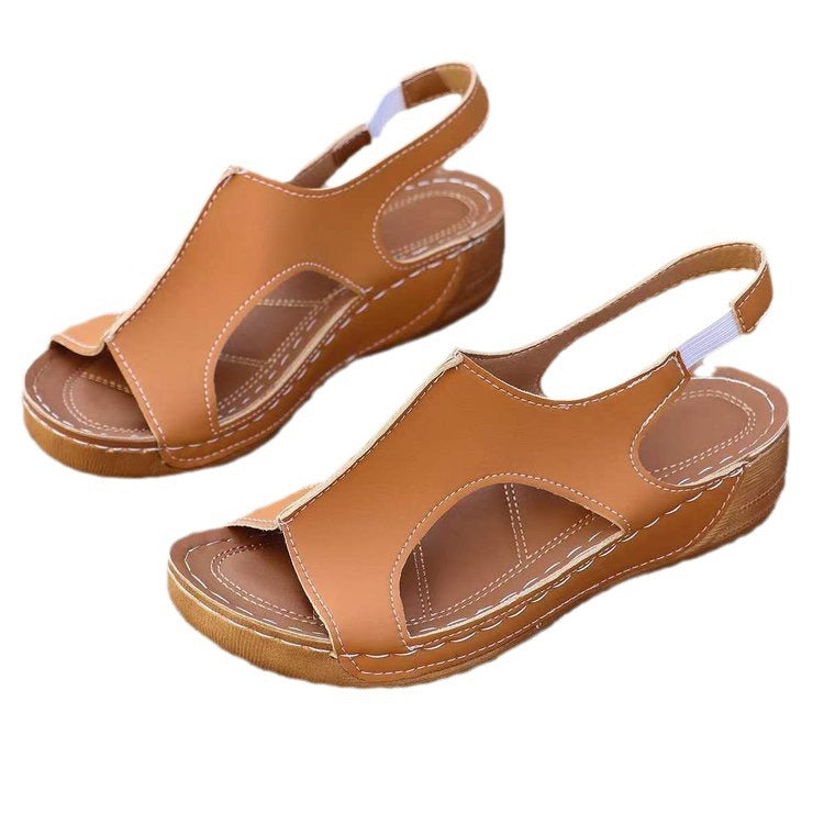 Damen Sandalen mit ergonomischem Fußbett und modischen Cut-Outs EB