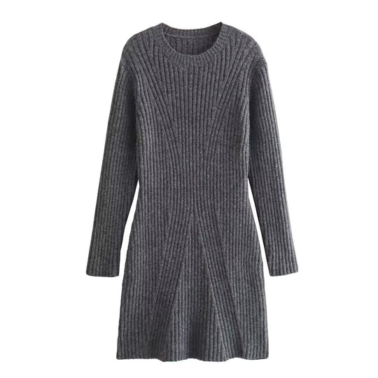 Damen Strickkleid mit modernem Rippendesign EB