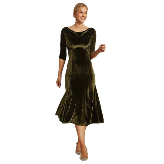 Damen Maxikleid aus samtigem Material mit elegantem Carmen-Ausschnitt EB