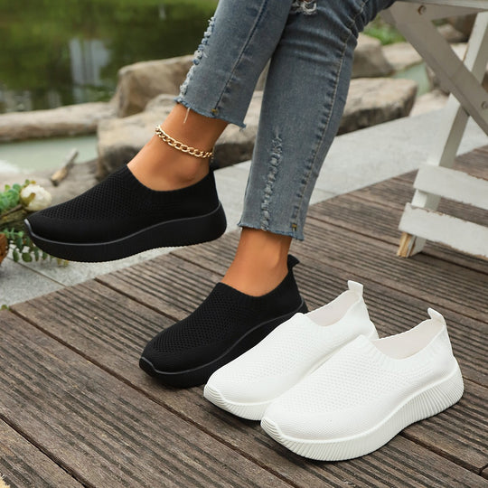Damen Bequeme Slip-On Sneakers aus atmungsaktivem Strickmaterial EB