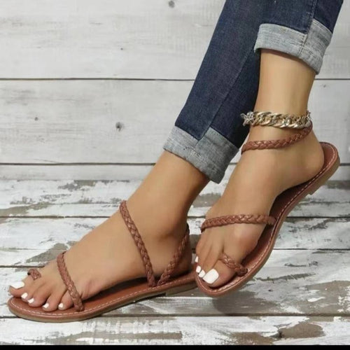 Damen flache Riemchensandalen mit geflochtenem Design und komfortablem Fußbett EB