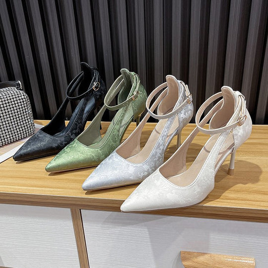 Damen Spitzen High Heels mit eleganter Fesselriemenverzierung EB
