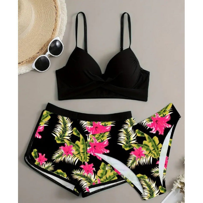 Damen Zweiteiliges Badeoutfit mit raffiniertem Schnitt EB