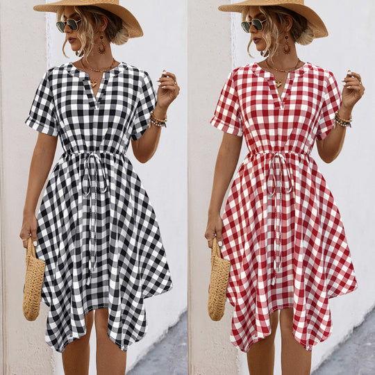 Damen Midikleid mit V-Ausschnitt, tailliertem Kordelzug und karierter Optik EB
