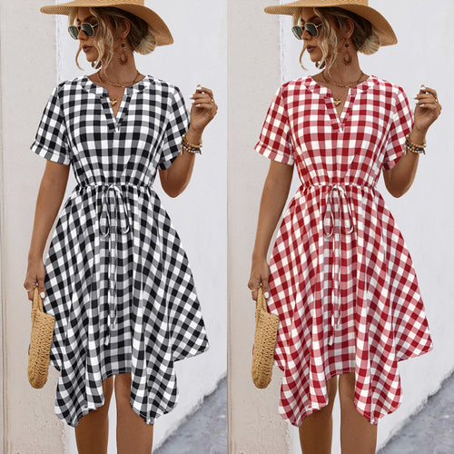 Damen Midikleid mit V-Ausschnitt, tailliertem Kordelzug und karierter Optik EB