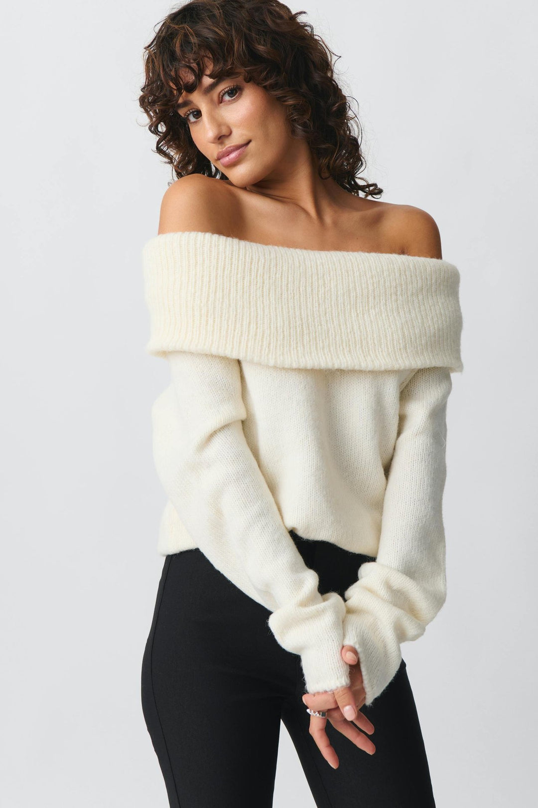 Damen nan Off-Shoulder Grobstrickpullover mit breitem Umschlagkragen und lässiger Oversize-Passform EB