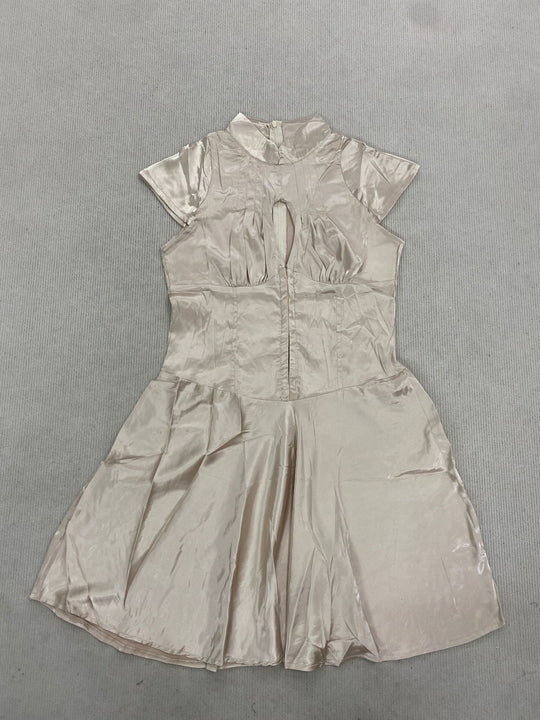 Damen elegante Abendkleid mit schickem Cut-Out EB