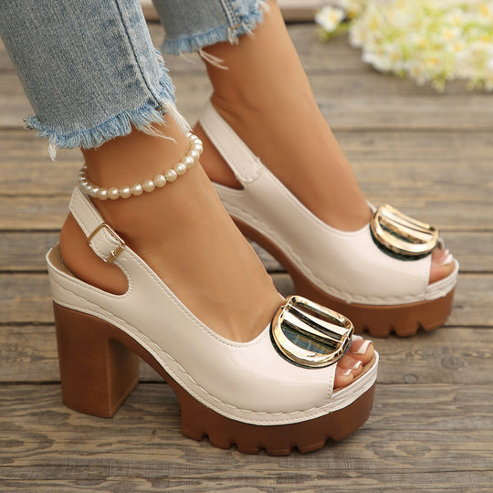 Damen Elegante Plateau-Sandaletten mit modischen Schnallen-Details EB