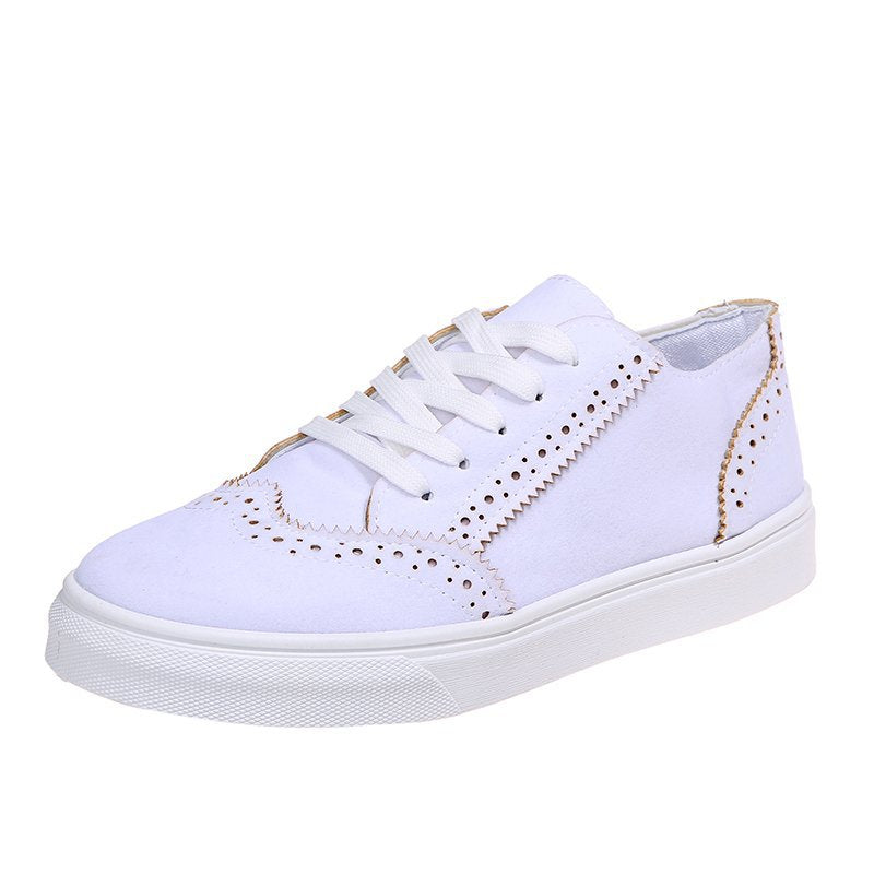 Damen Sneaker mit eleganter Perforation und rutschfester Sohle EB