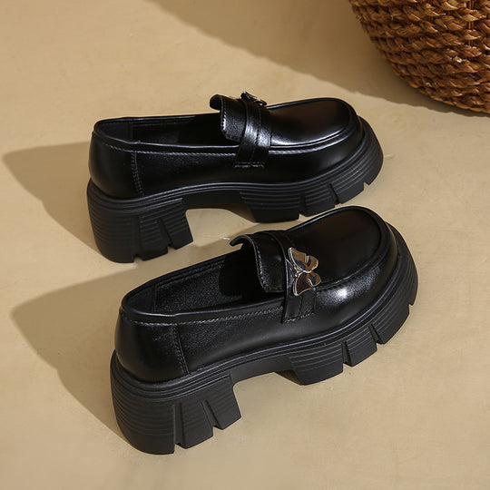 Damen komfortable Loafers mit glänzendem Finish und robuster Sohle EB