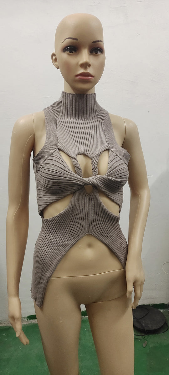 Damen figurbetontes Cut-Out Top mit hohem Kragen EB