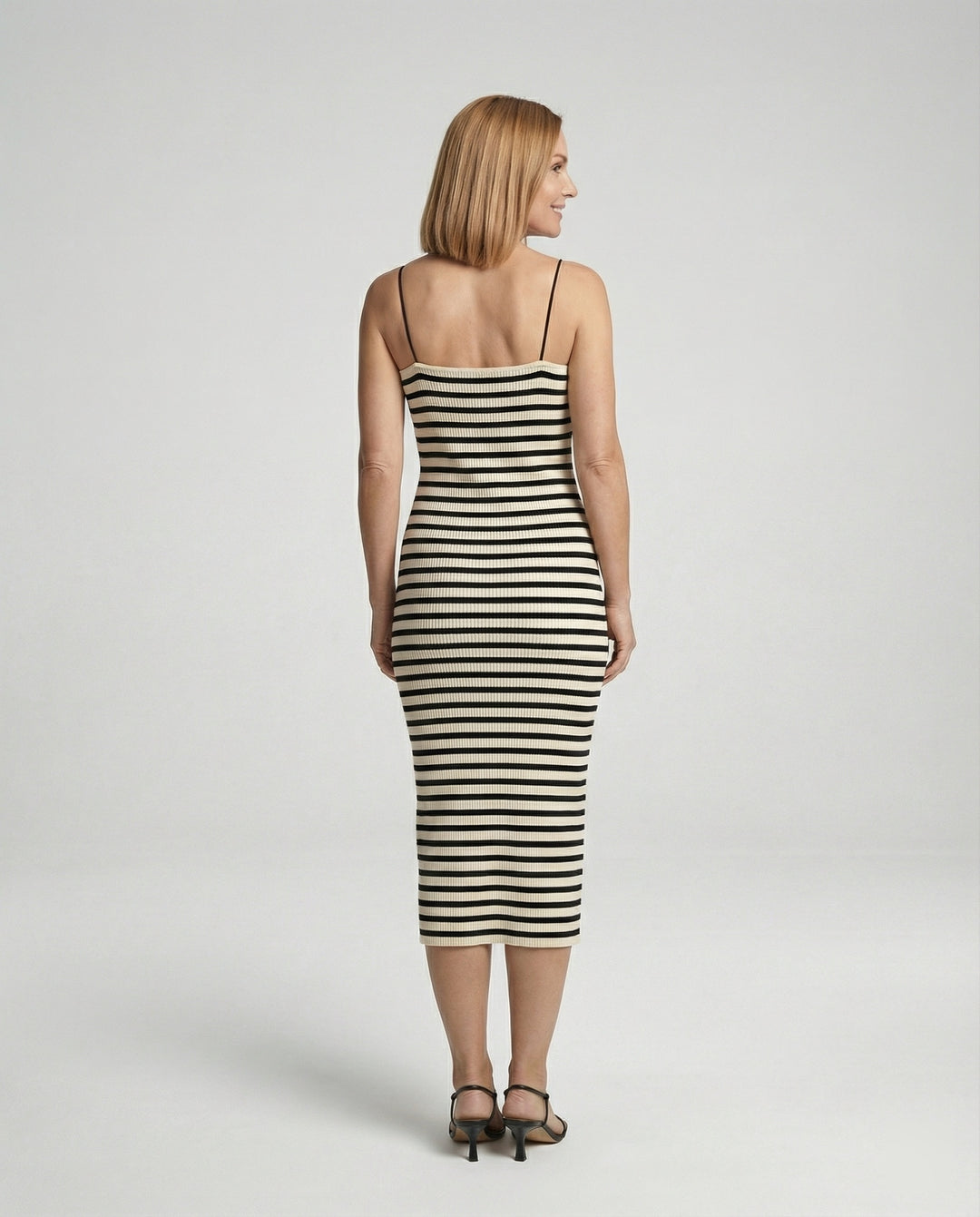 Damen figurbetontes geripptes Maxikleid mit schmalen Spaghettiträgern EB