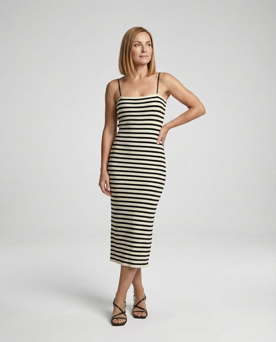 Damen figurbetontes geripptes Maxikleid mit schmalen Spaghettiträgern EB