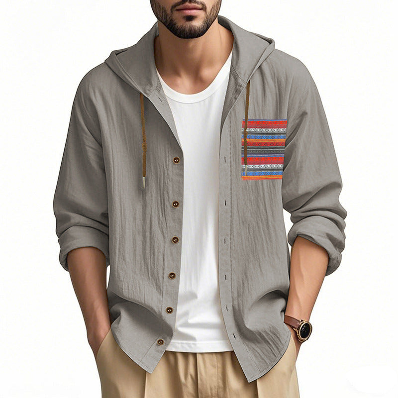 Herren nan leichte Kapuzenhemdjacke aus strukturierter Baumwollmischung mit Ethno‑Brusttasche und Knopfleiste EB