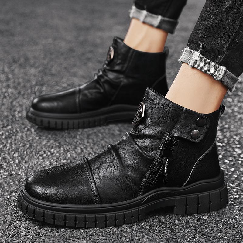 Damen Stiefeletten aus hochwertigem Leder mit robustem Profil und funktionalem Reißverschluss EB
