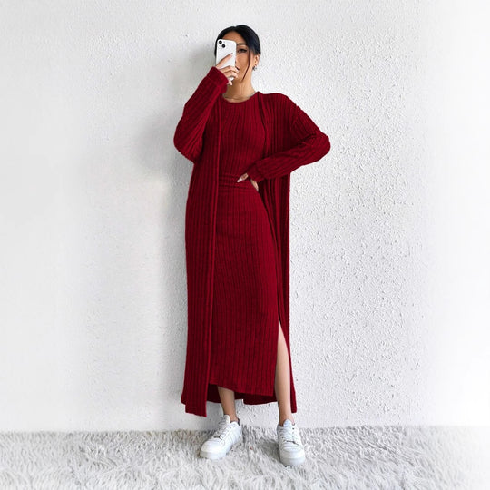 Damen geripptes Midikleid mit figurformendem Bustieroberteil hohem Seitenschlitz und passendem Longcardigan aus Feinstrick Eichborn Berlin