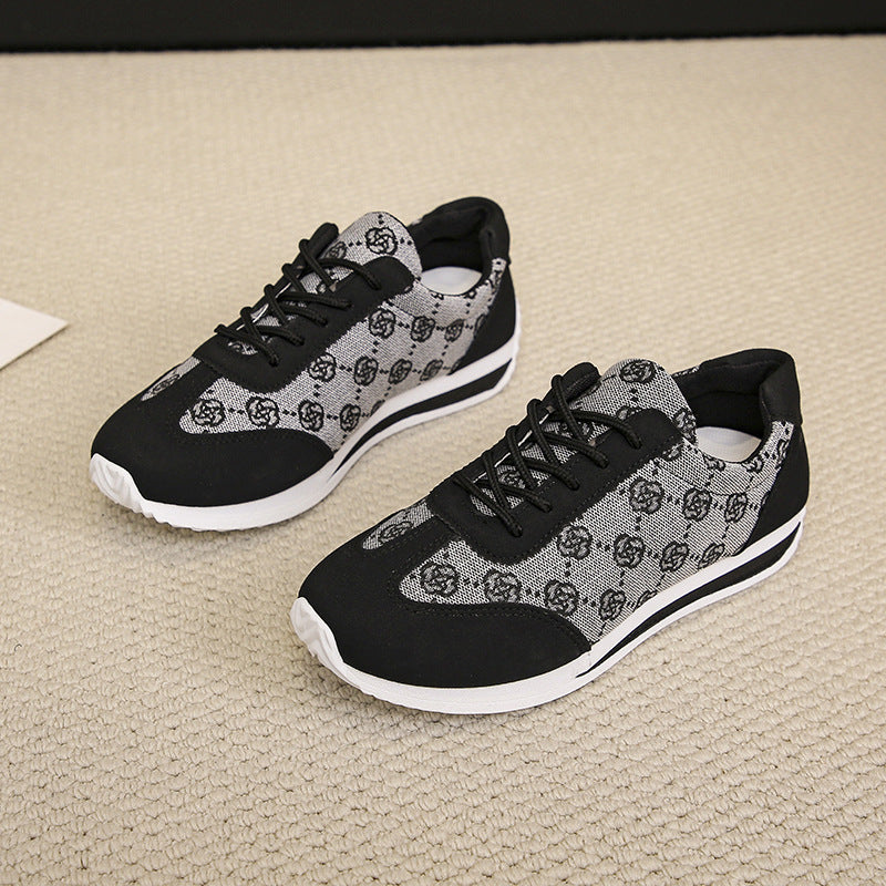 Damen Sportliche Sneakers mit innovativem Mesh-Obermaterial EB