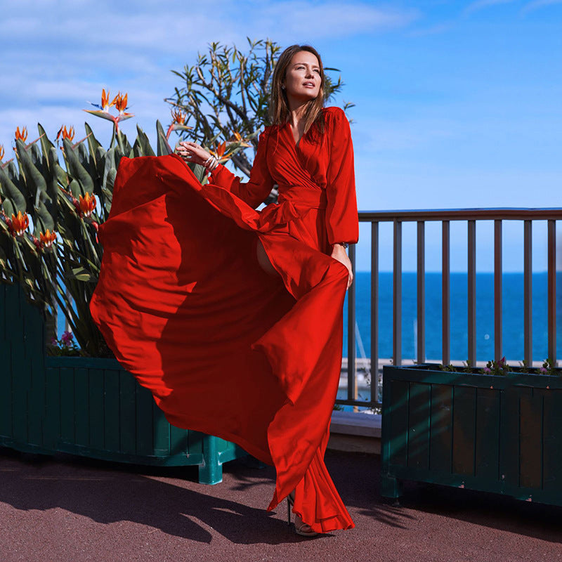 Damen Maxikleid mit tiefem V-Ausschnitt und elegante Seitenöffnung EB