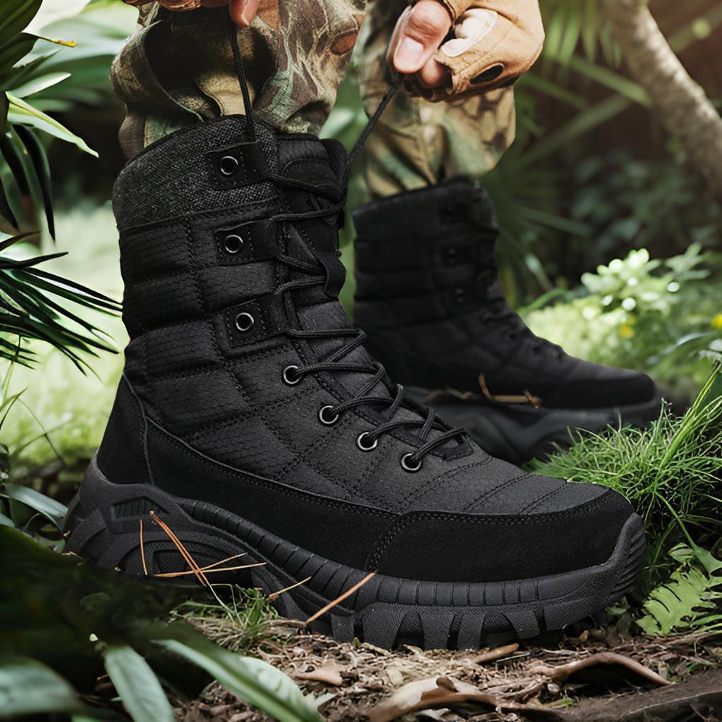 Herren Militärische Winterstiefel mit isolierendem Innenfutter und rutschfester Sohle EB