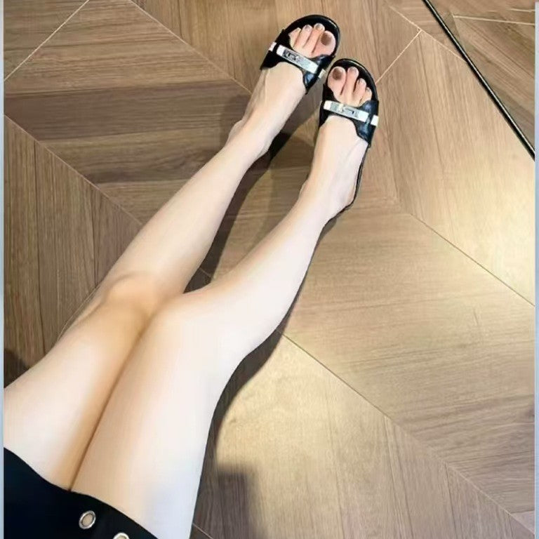 Damen elegante Clogs mit modischem Kettenakzent EB