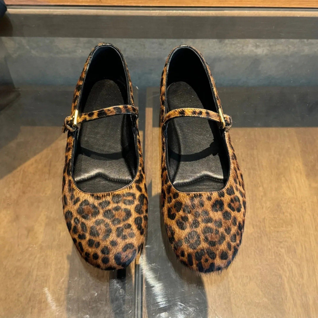 Damen Ballerinas mit elegantem Riemendesign und modischem Leopardenmuster EB