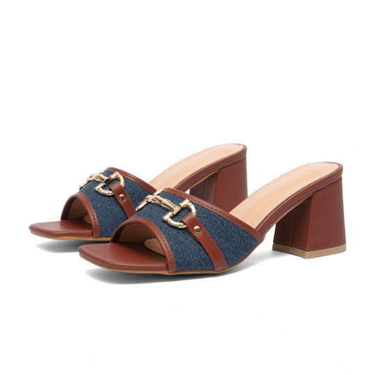 Damen modische Plateau-Sandalen mit trendigen Details EB