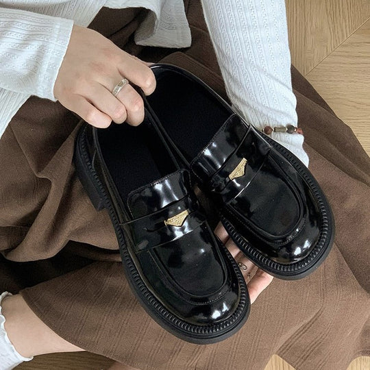 Damen Elegante Loafers mit modischer Schnallenverzierung EB