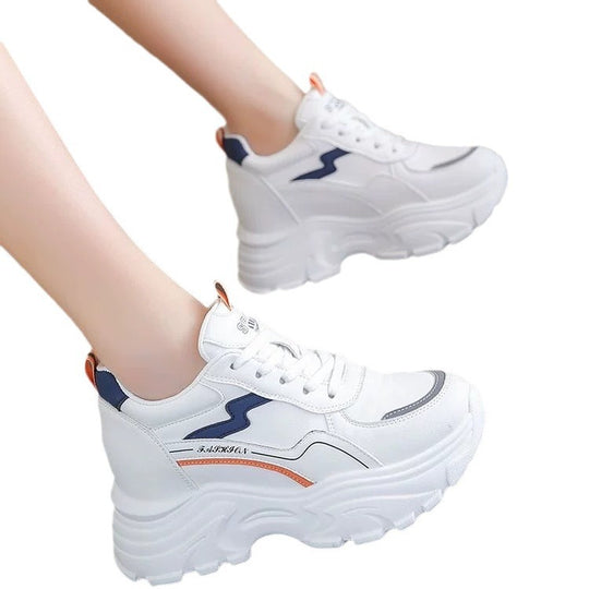 Damen Sportliche Plateau-Sneaker mit innovativer Dämpfung und modischem Design EB