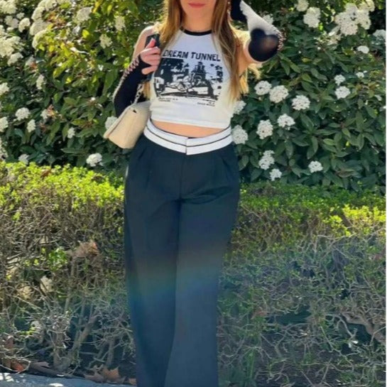Damen Crop-Top mit kreativem Grafikdruck und sportlichem Design EB
