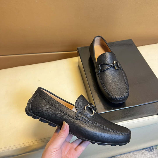 Damen Mokassin mit stilvollem Zierdetail aus hochwertigem Leder EB