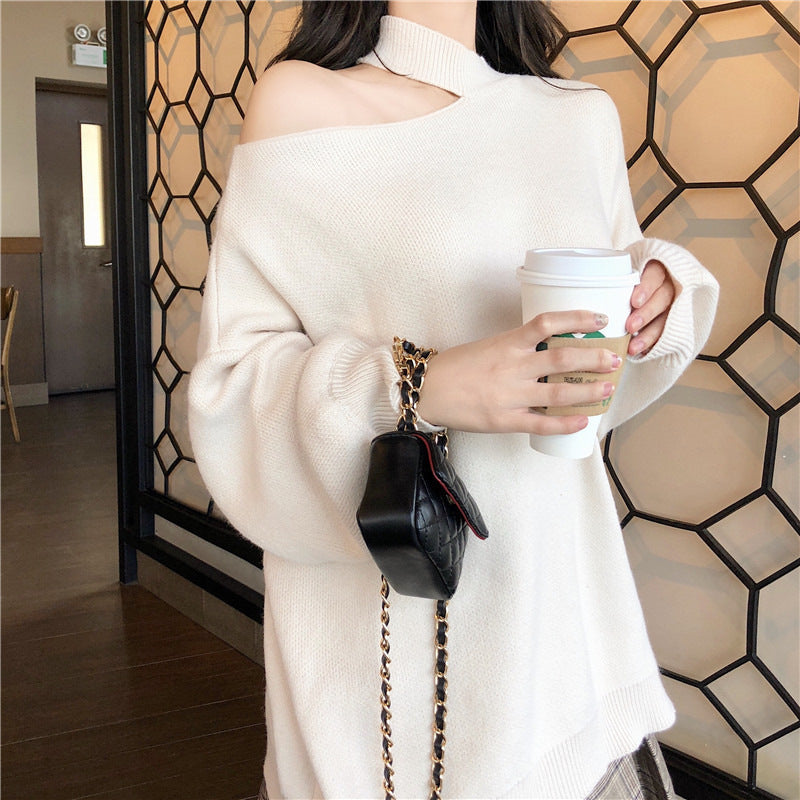Damen modischer Oversized-Pullover mit schulterfreier Schnittführung und Rollkragen EB