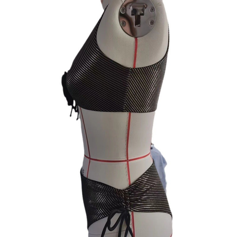 Damen Triangel-Bikini mit reizvoller Blumenapplikation und schimmerndem Design EB