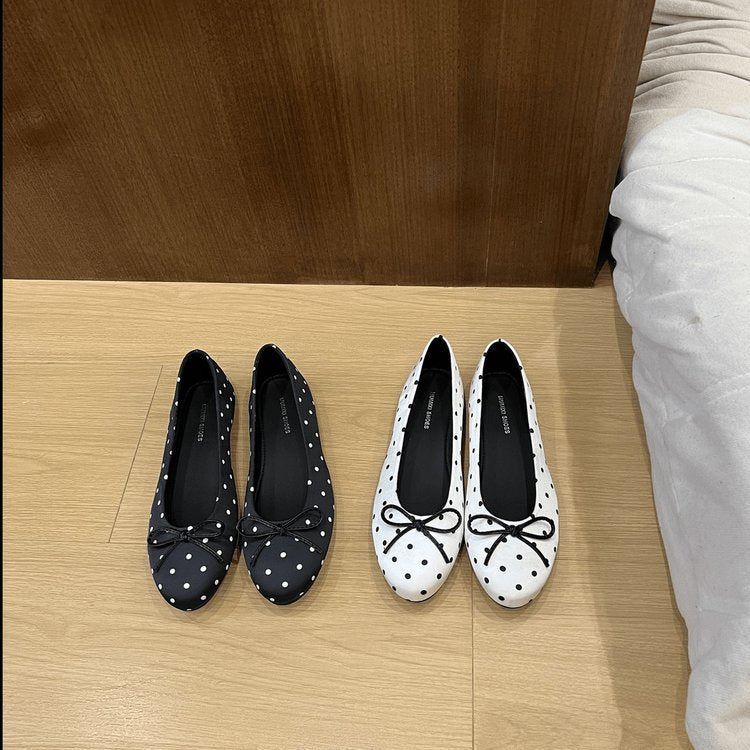 Damen klassische Ballerinas mit verspieltem Punktmuster und dekorativem Schleifendetail EB
