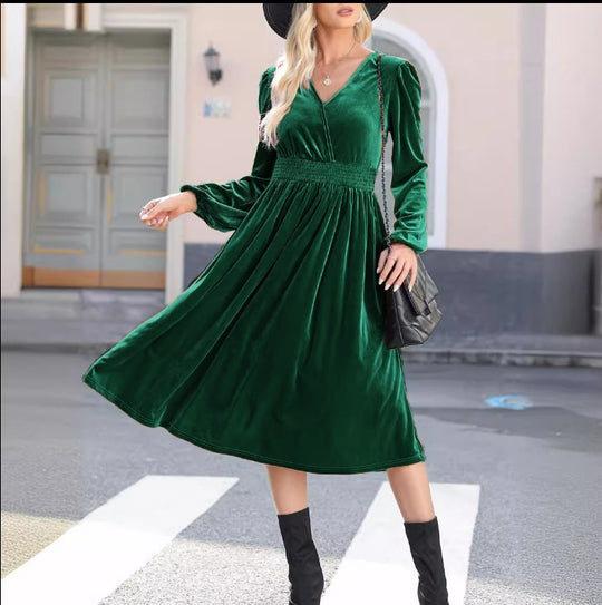 Damen Samt Kleid im Vintage-Stil EB
