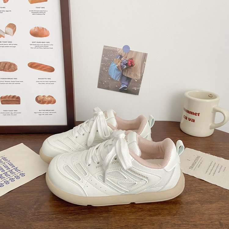 Damen Sportliche Sneakers mit atmungsaktiven Mesh-Einsätzen und bequemer Dämpfung EB